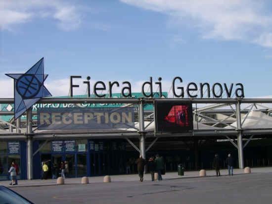 Appartamento In Centro Zona Fiera,Davanti Al Galliera Genua Zewnętrze zdjęcie