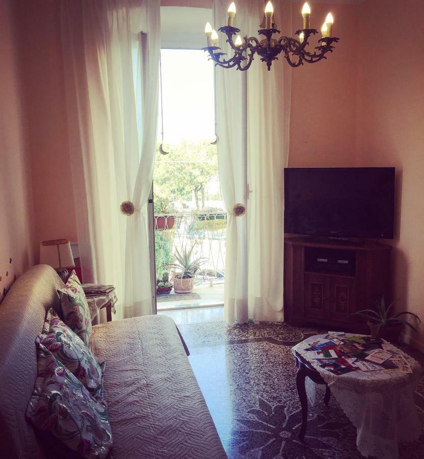 Appartamento In Centro Zona Fiera,Davanti Al Galliera Genua Zewnętrze zdjęcie