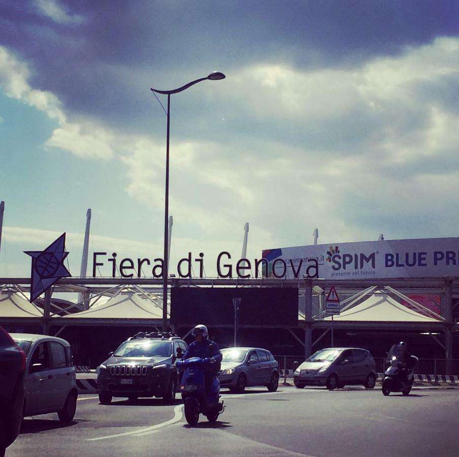 Appartamento In Centro Zona Fiera,Davanti Al Galliera Genua Zewnętrze zdjęcie