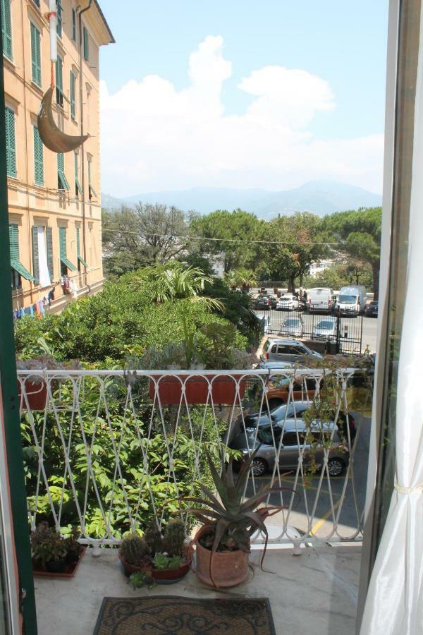 Appartamento In Centro Zona Fiera,Davanti Al Galliera Genua Zewnętrze zdjęcie