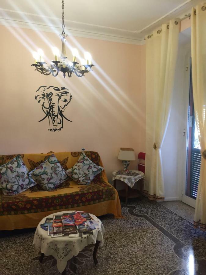 Appartamento In Centro Zona Fiera,Davanti Al Galliera Genua Zewnętrze zdjęcie
